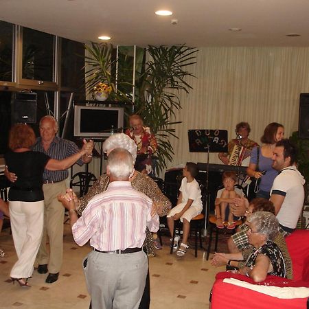 Hotel Madrid Rimini Kültér fotó