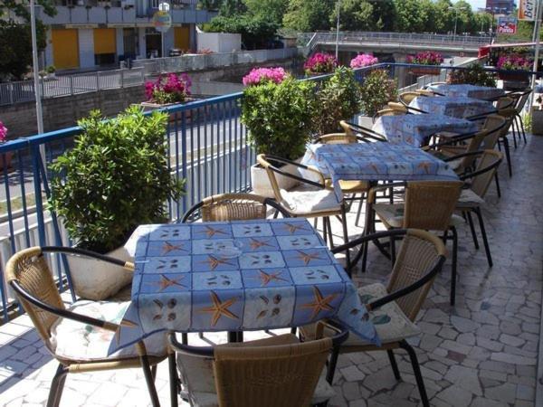 Hotel Madrid Rimini Kültér fotó