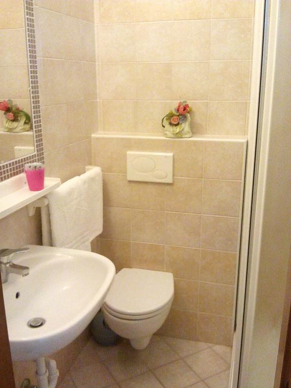 Hotel Madrid Rimini Kültér fotó
